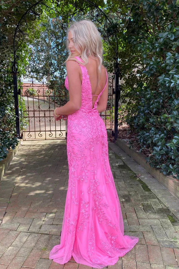 Vestido de fiesta de sirena con escote en V profundo y apliques